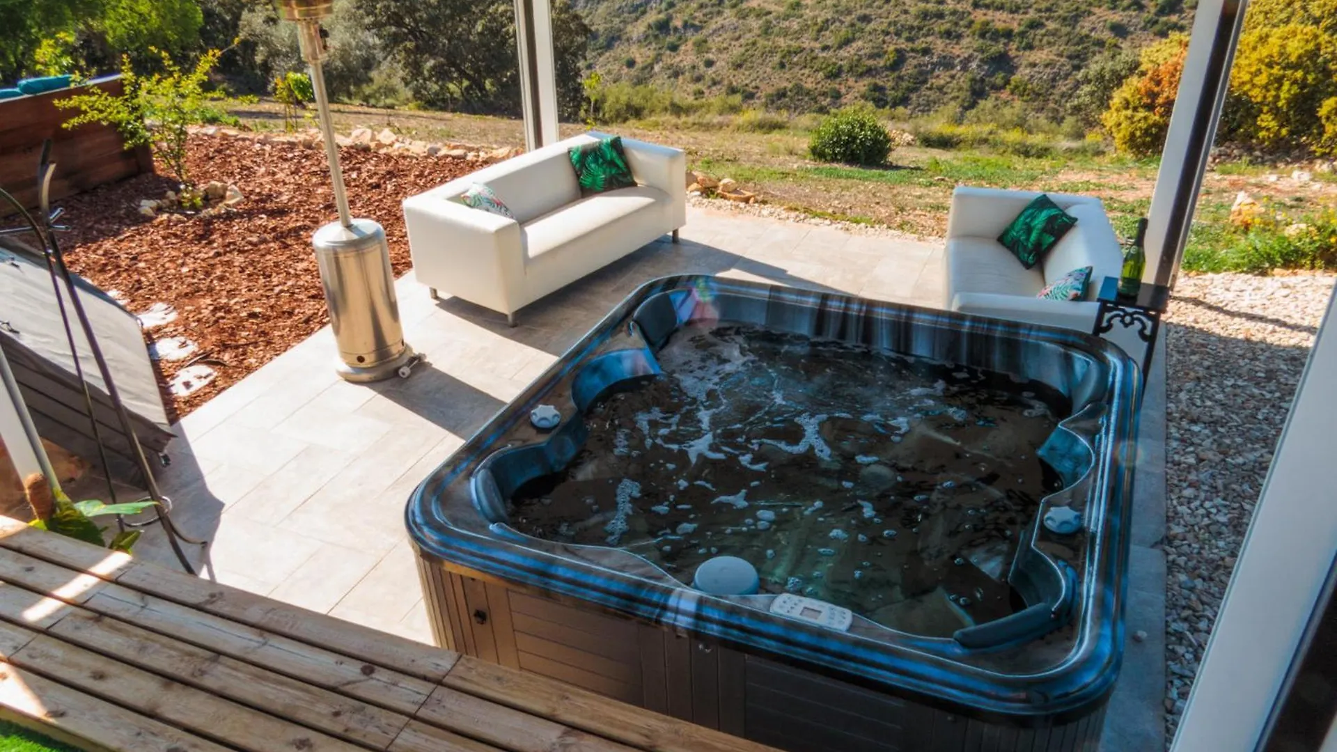Holiday home Cortijo Chaparro Near Iznajar Villa Fuentes de Cesna